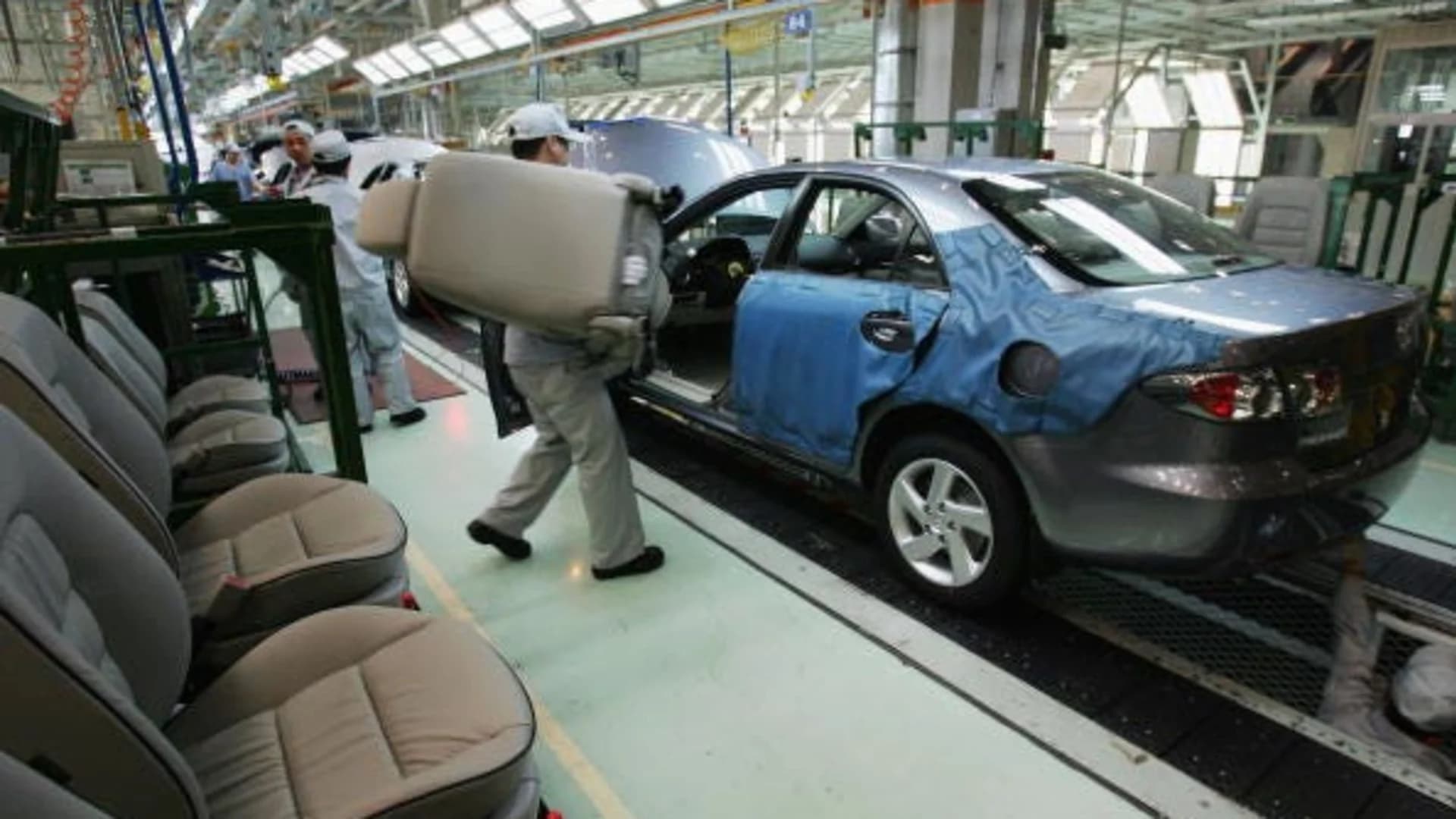 Mazda recalls 270,000 vehicles over Takata airbags