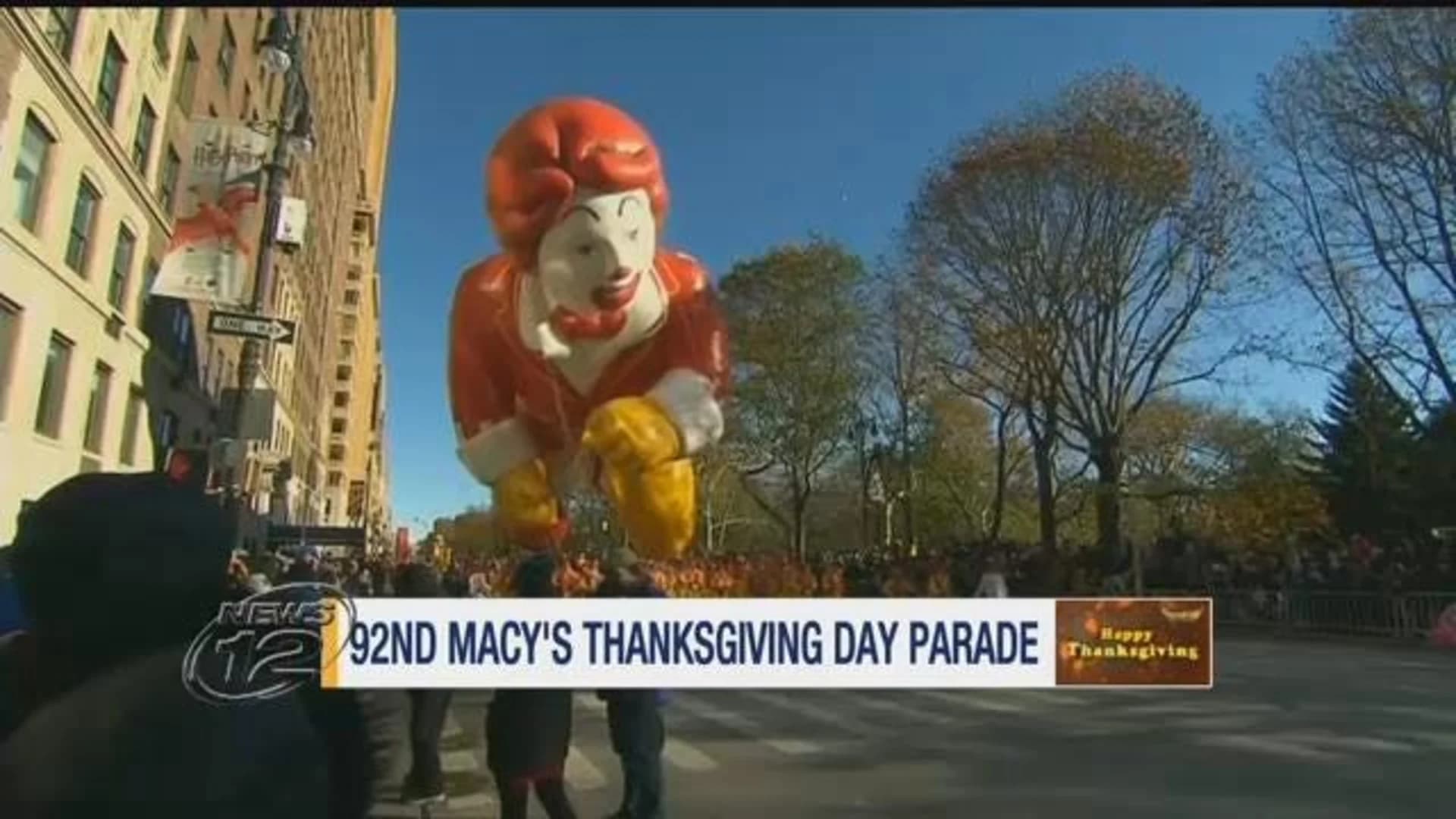Despite cold, balloons fly at Macy's Thanksgiving Day parade