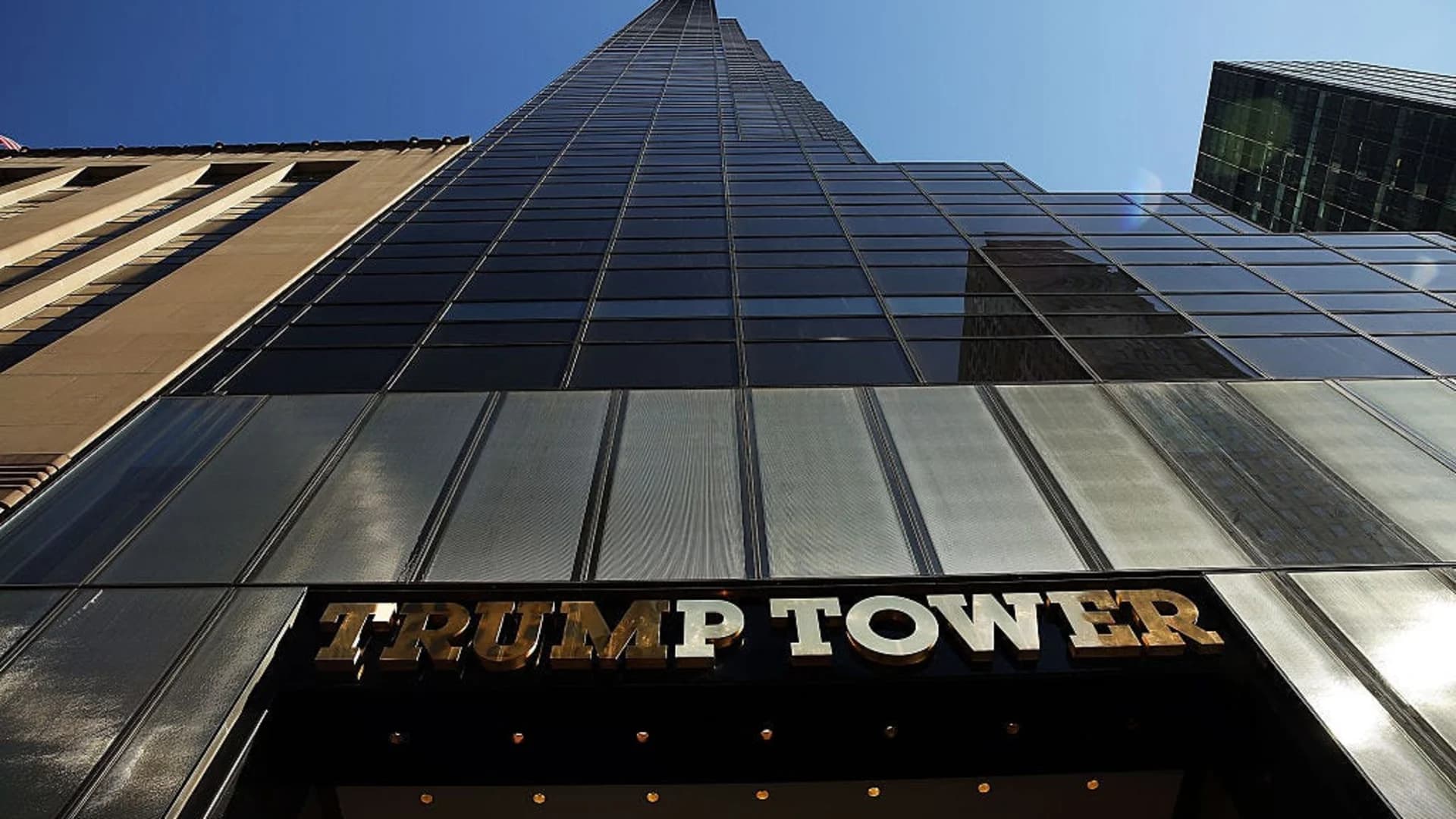Police say 'suspicious item' at Trump Tower deemed safe