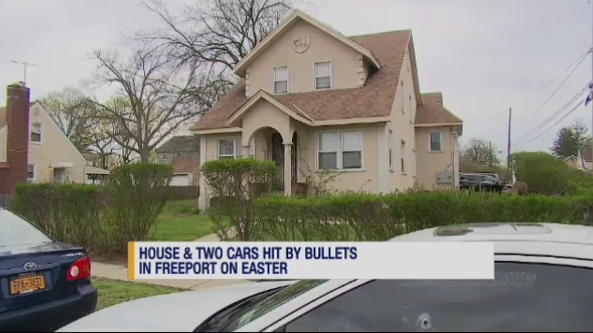Officials: House, 2 cars struck by bullets in Freeport