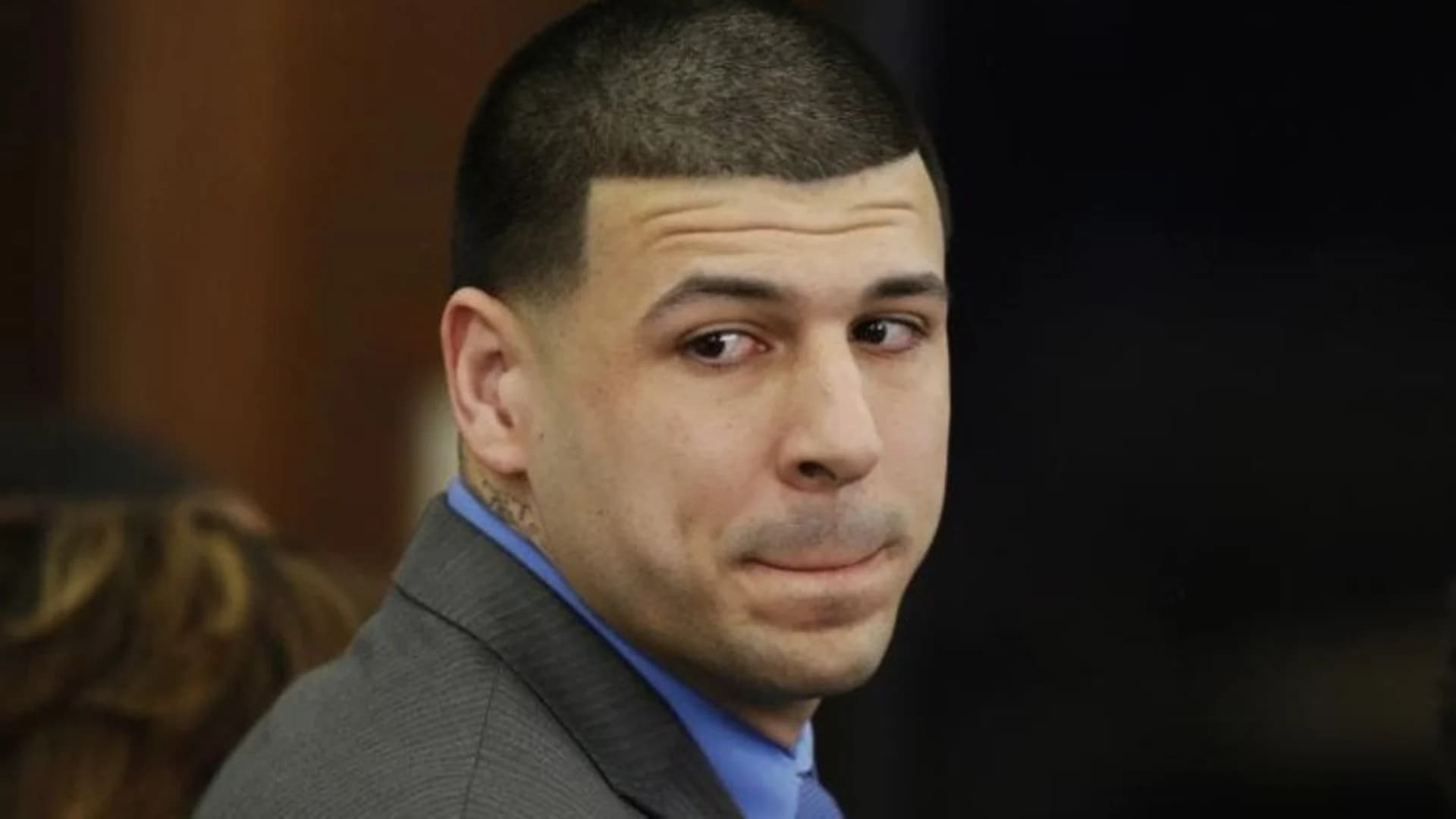 Ex-NFL star Aaron Hernandez dead after hanging self in cell