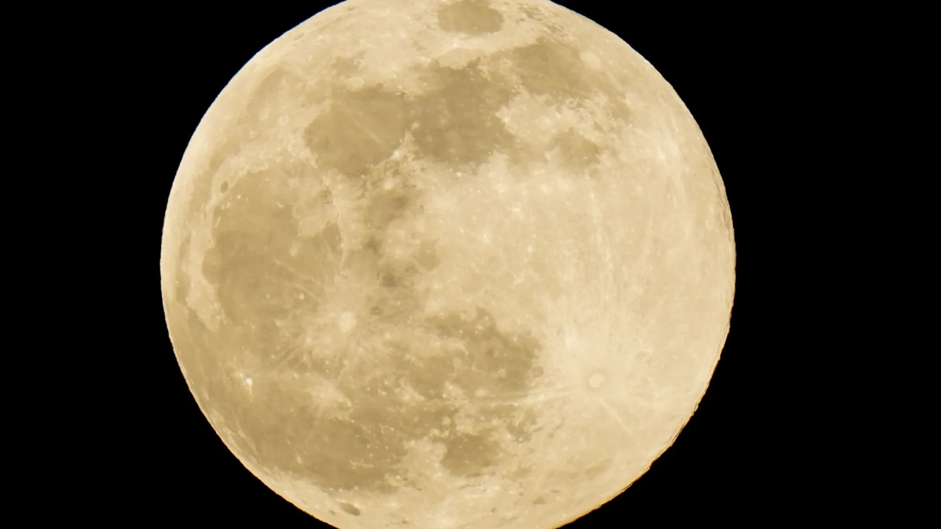 Look up! Strawberry Supermoon to grace night skies