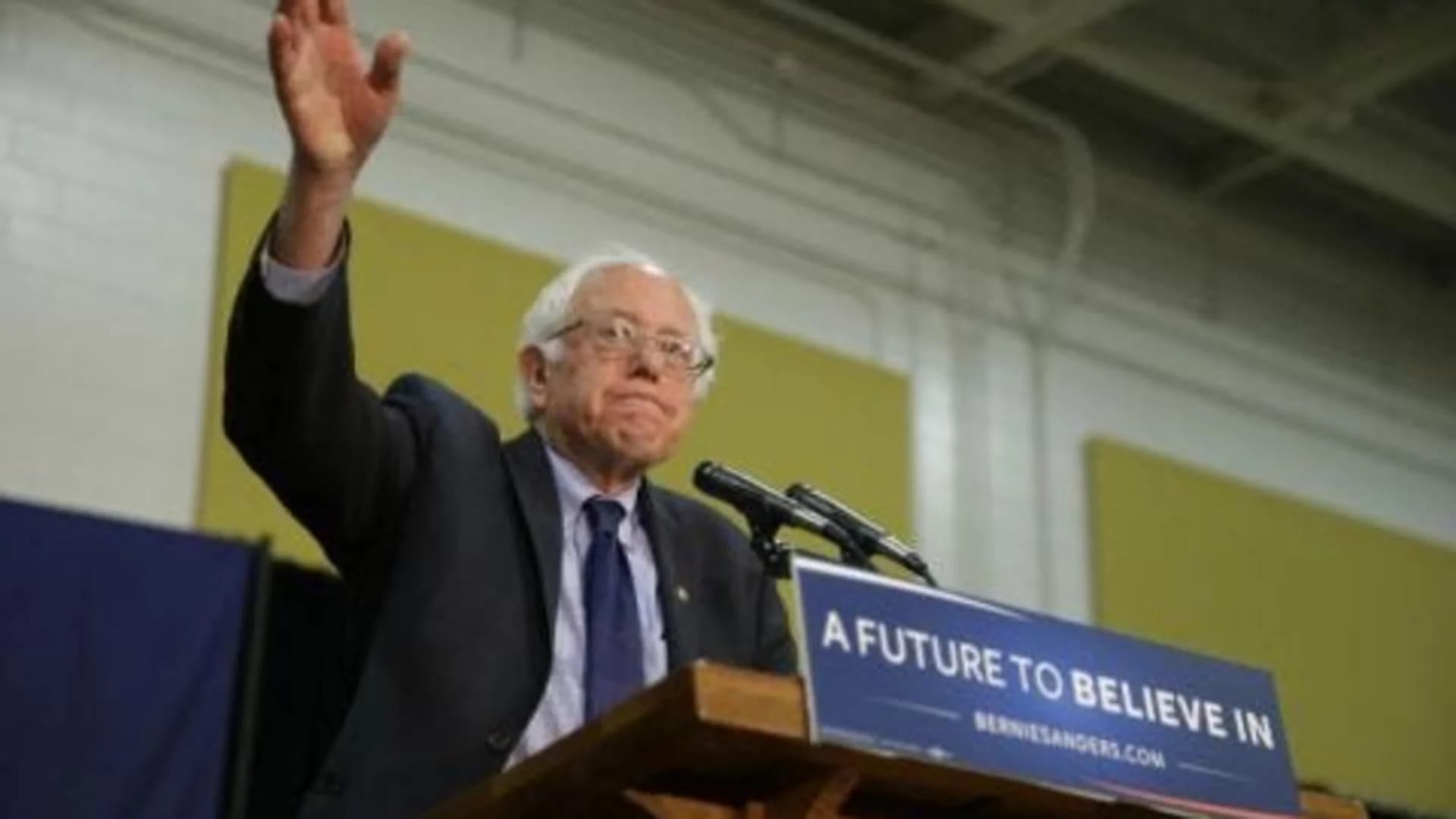 Sanders returns to NY roots, says he can defeat Trump