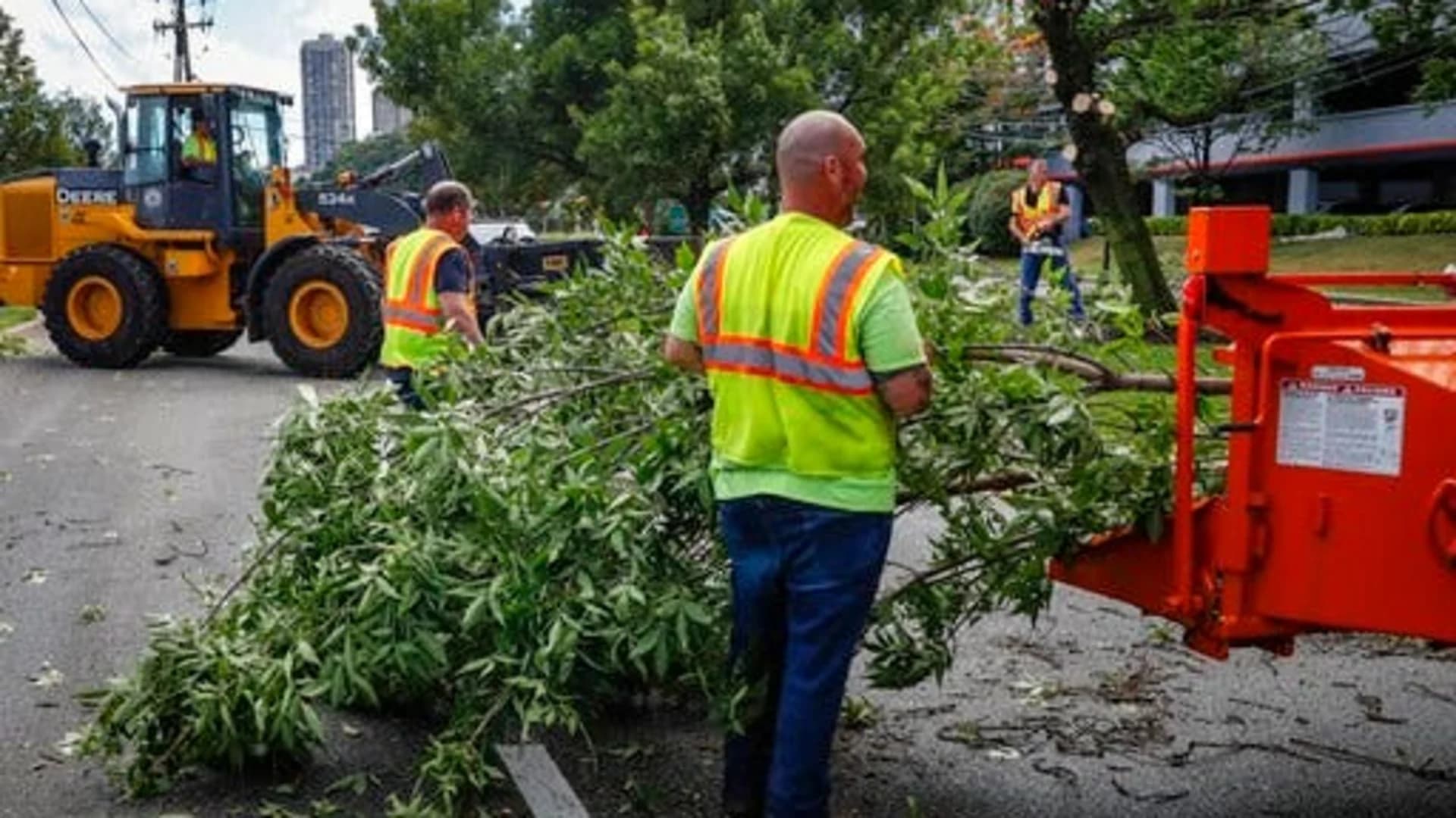 Isaias causes power outages, downs trees in Connecticut