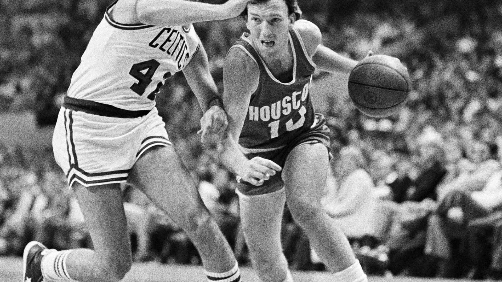 Chris Ford, credited with scoring NBA's first 3-pointer, dies at 74