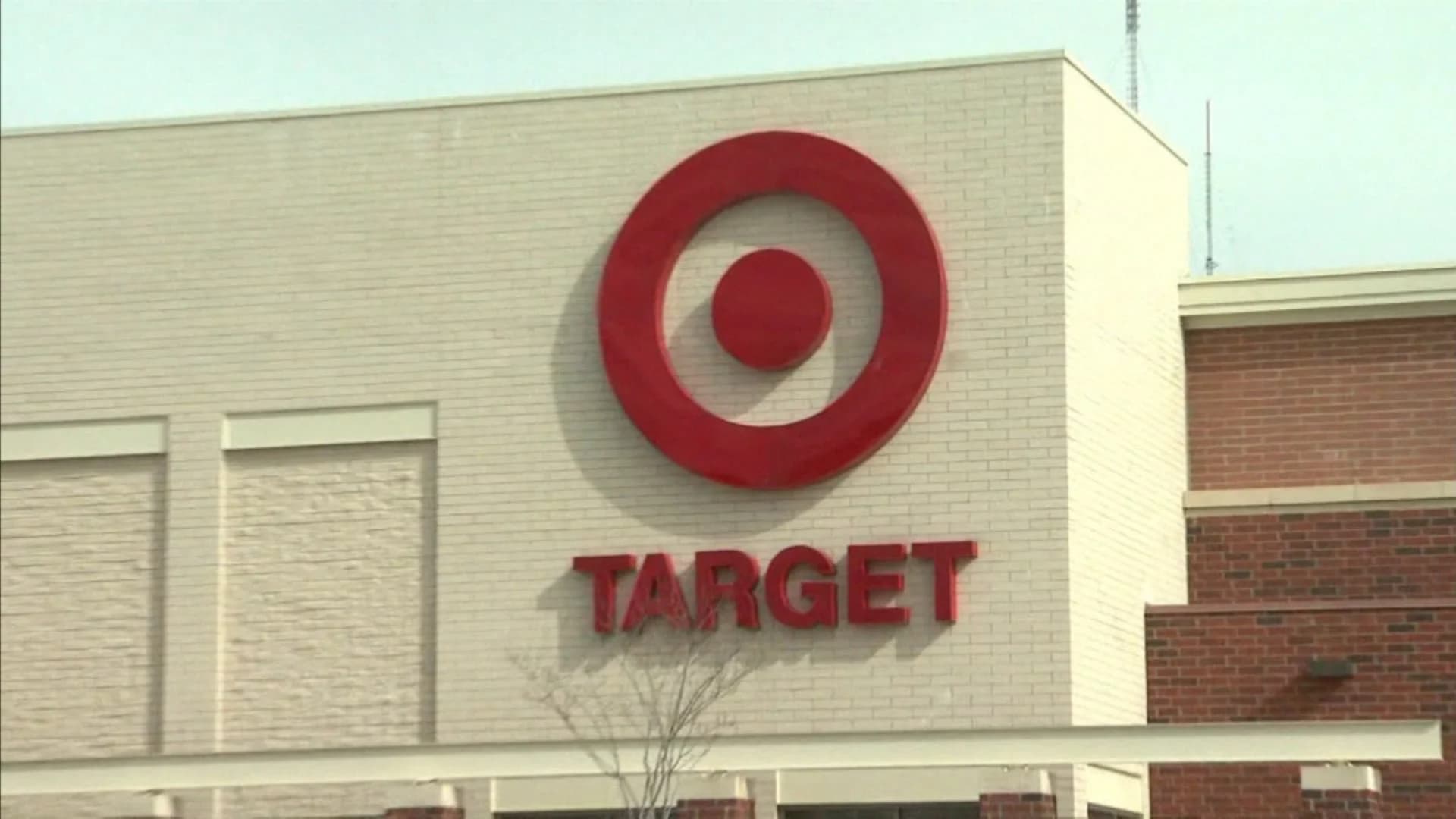 Target hopes to offer same-day delivery service to in-store shoppers