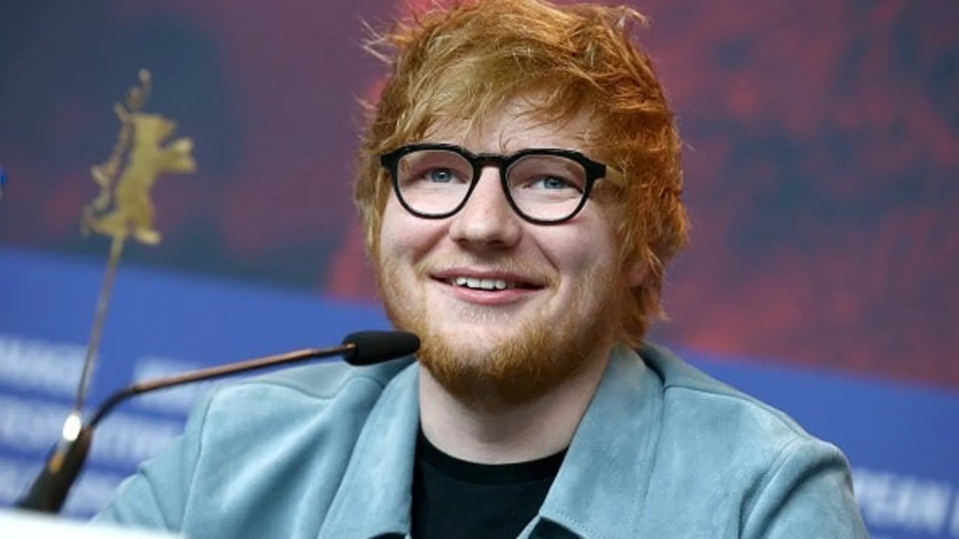 British singer Ed Sheeran grabs a beer at Connecticut pub
