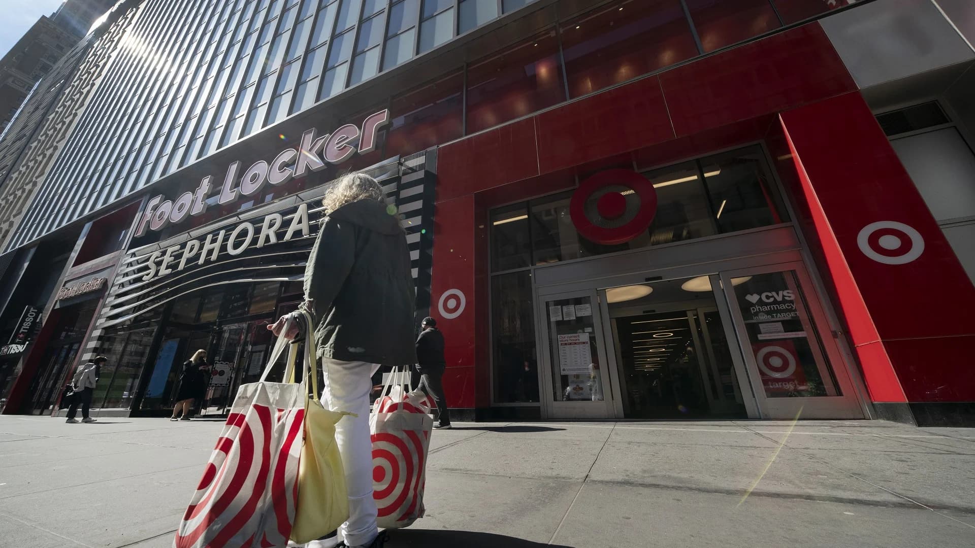 Mask or no mask? Here's a list of where major retailers stand on mask policy