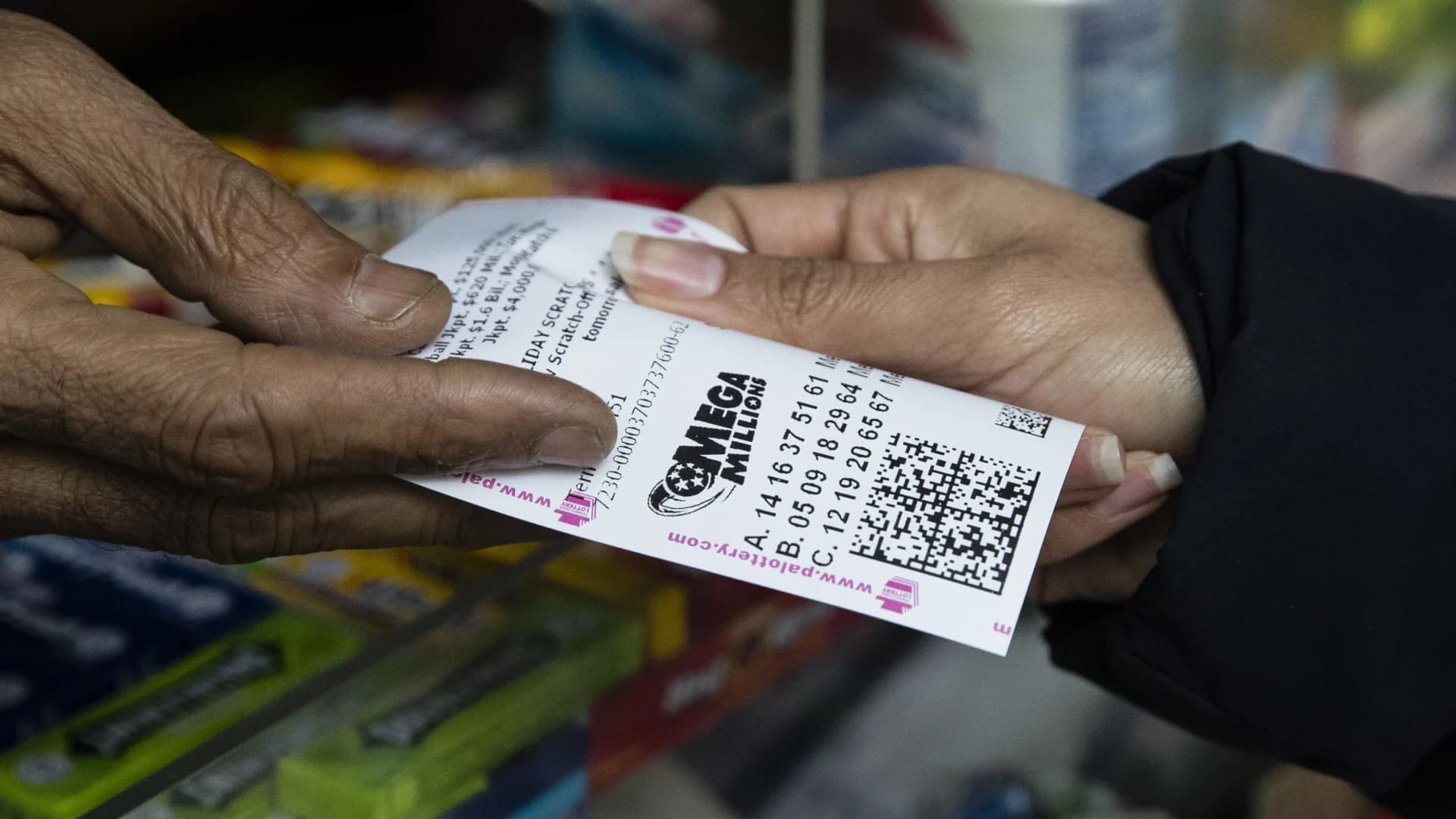 Here are the winning numbers for the MASSIVE $1 billion Mega Millions jackpot