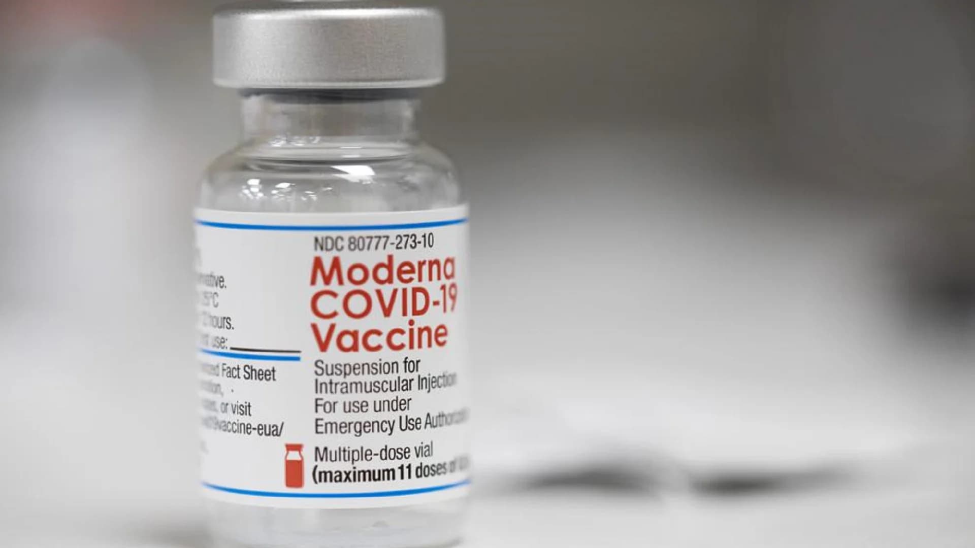 FDA advisory panel endorses Moderna's COVID-19 vaccine for teens, school-age children