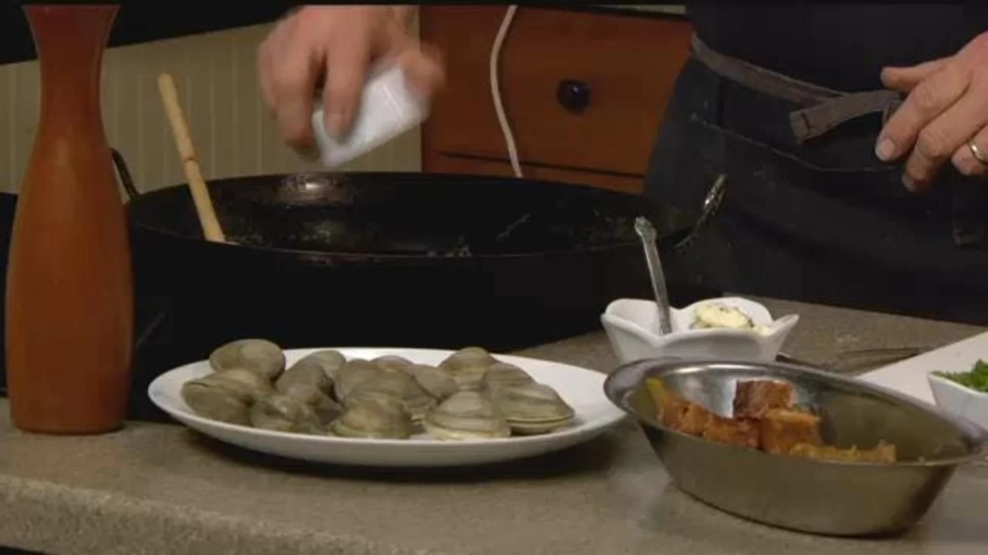 Chef's Quick Tips: How to make clams