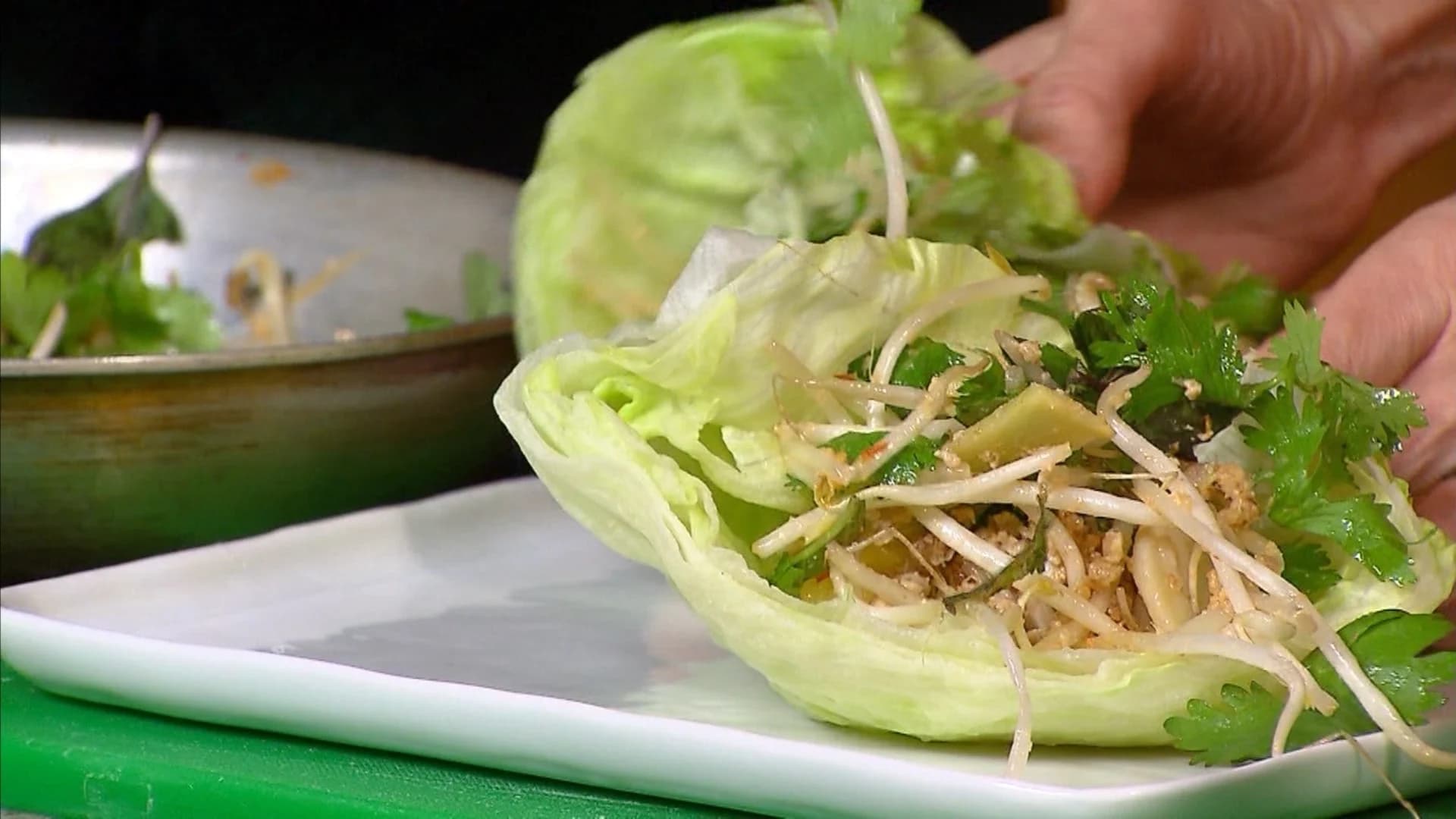 Chef's Quick Tip: Chinese Australian lettuce wraps